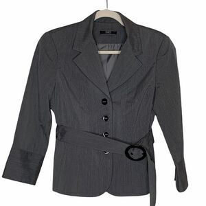 𝅺SUZY Shier Belted Blazer